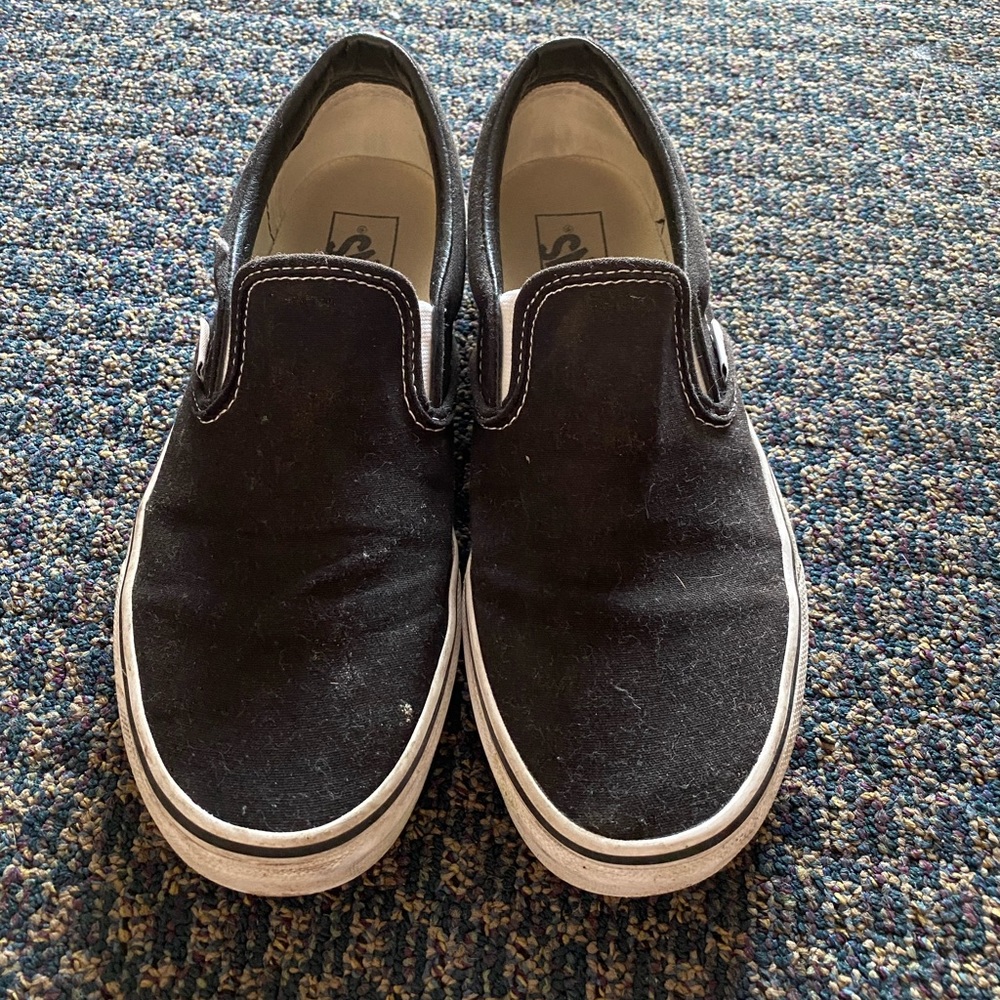classic black slip on vans